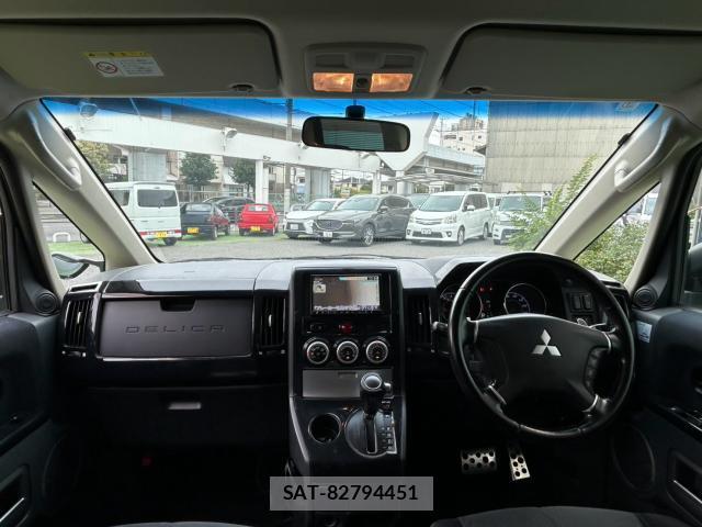Mitsubishi DELICA 2012-02 8814620-3