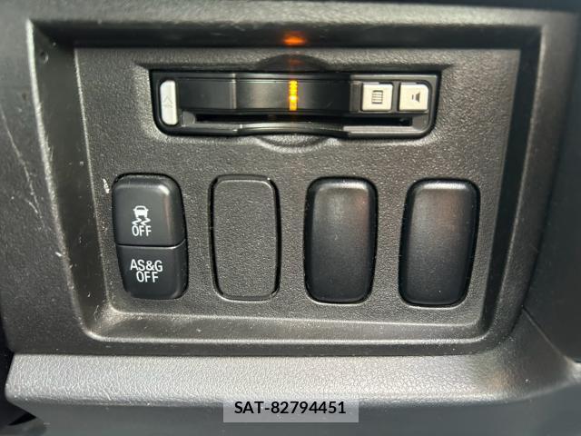 Mitsubishi DELICA 2012-02 8814620-8