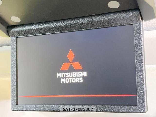 Mitsubishi DELICA 2022-01 8814843-4
