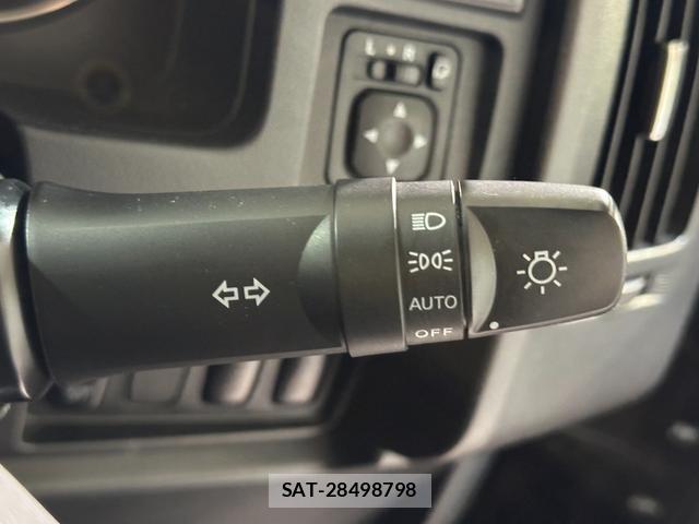 Mitsubishi DELICA 2015-01 8814922-4