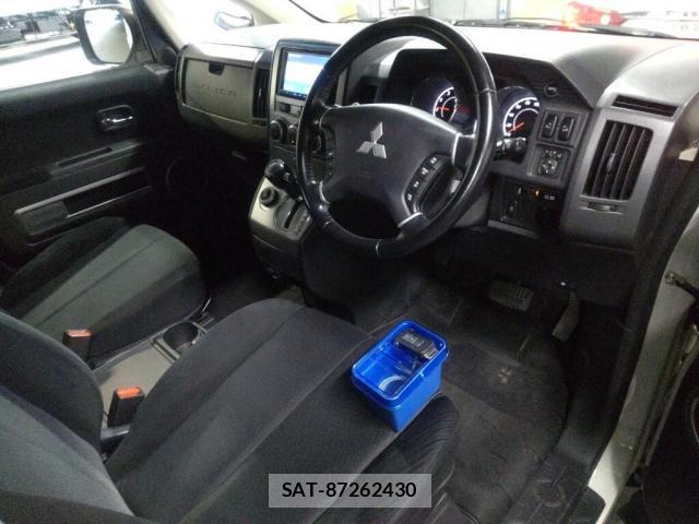 Mitsubishi DELICA 2013-03 8815968-2
