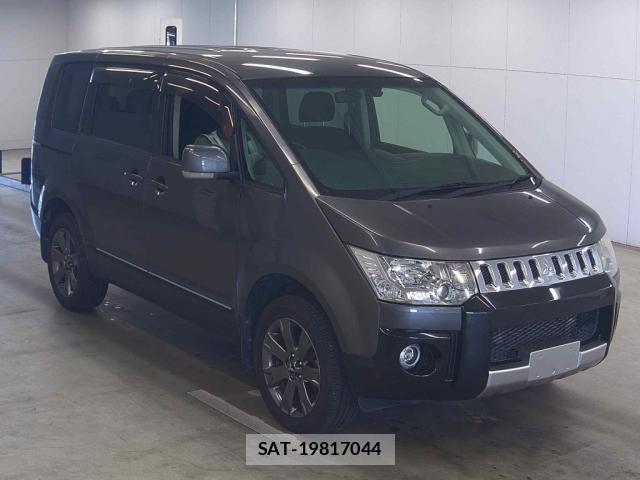 Mitsubishi DELICA 2018-06 8816809-0