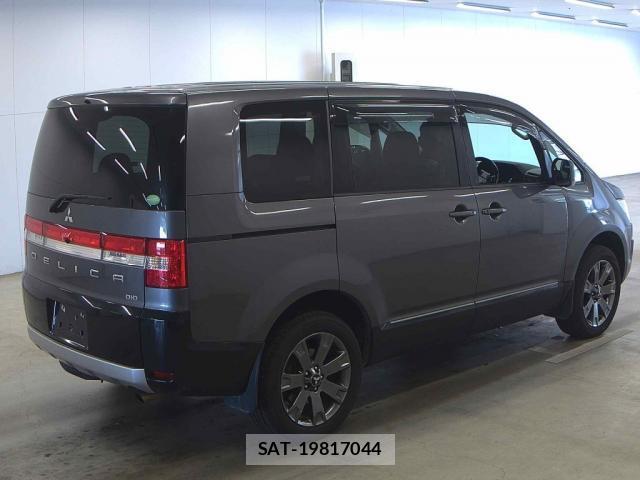 Mitsubishi DELICA 2018-06 8816809-1