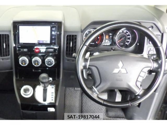 Mitsubishi DELICA 2018-06 8816809-2