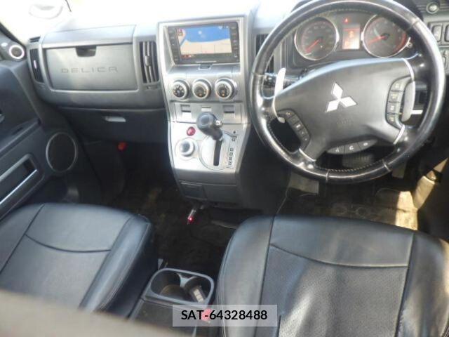 Mitsubishi DELICA 2007-12 8817148-5