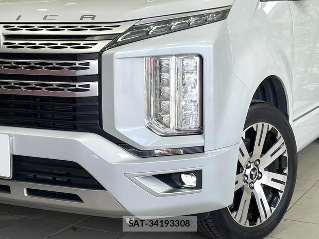 Mitsubishi DELICA 2022-10 8817231-12