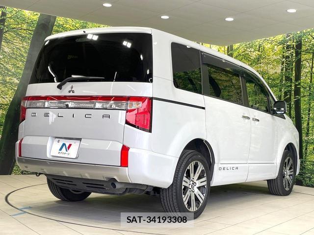 Mitsubishi DELICA 2022-10 8817231-17