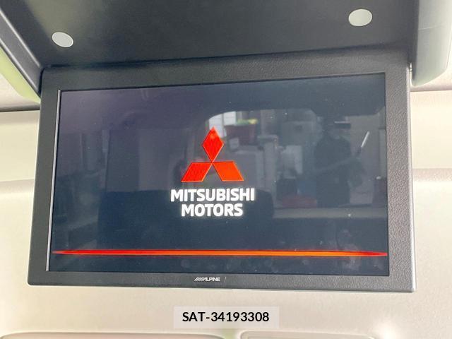 Mitsubishi DELICA 2022-10 8817231-4