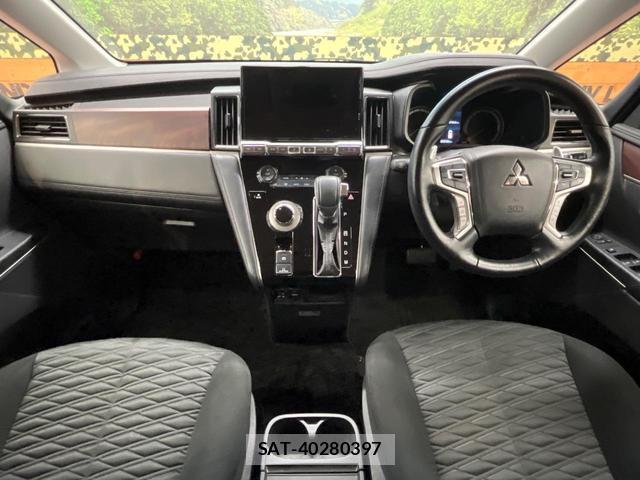 Mitsubishi DELICA 2023-08 8817362-1