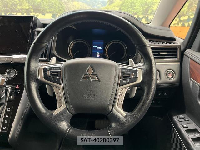 Mitsubishi DELICA 2023-08 8817362-11
