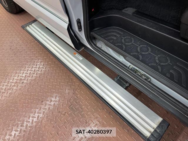 Mitsubishi DELICA 2023-08 8817362-6