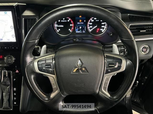 Mitsubishi DELICA 2019-03 8817396-12