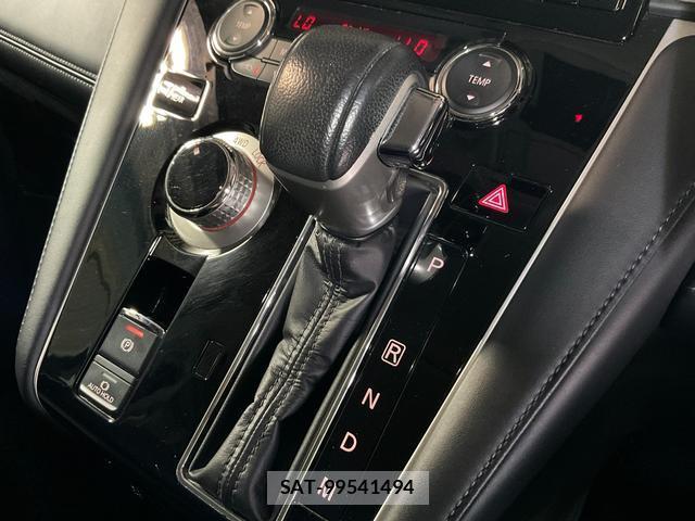 Mitsubishi DELICA 2019-03 8817396-17
