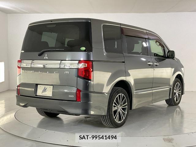 Mitsubishi DELICA 2019-03 8817396-6