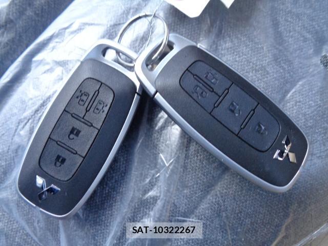 Mitsubishi DELICA MINI 2026-02 8813311-5