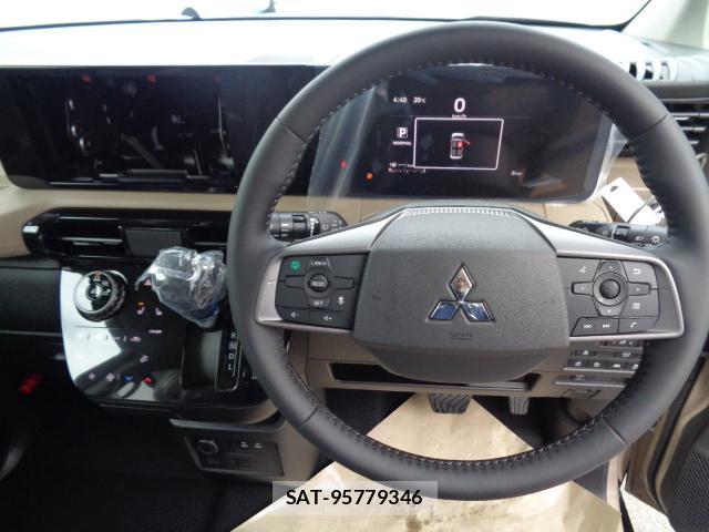 Mitsubishi DELICA MINI 2026-02 8813312-2