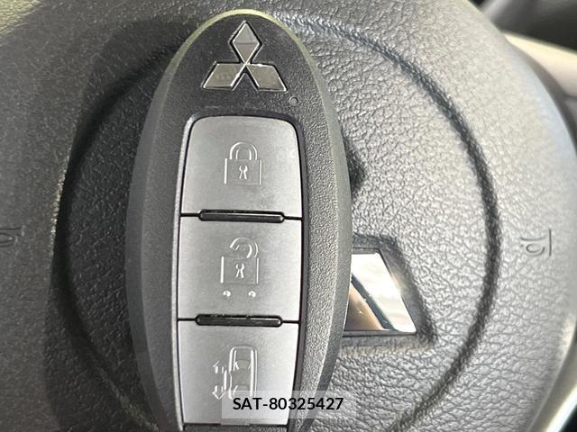 Mitsubishi DELICA MINI 2025-01 8814689-6