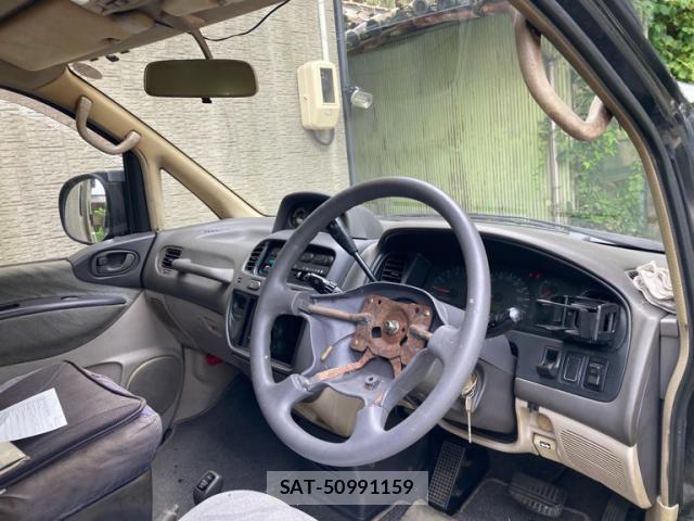 Mitsubishi DELICA 1994-12 8814089-10
