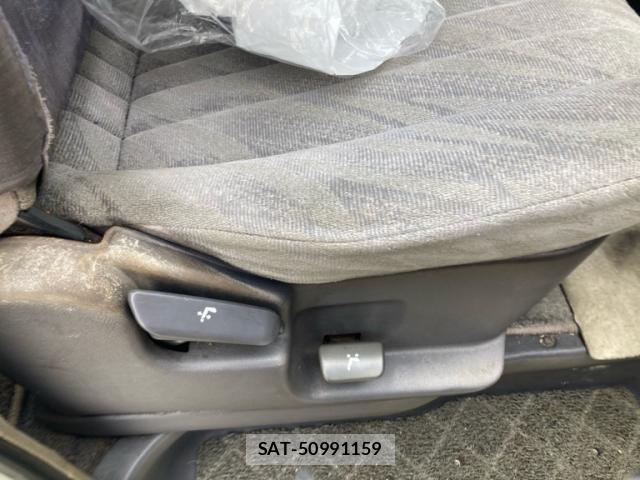 Mitsubishi DELICA 1994-12 8814089-15