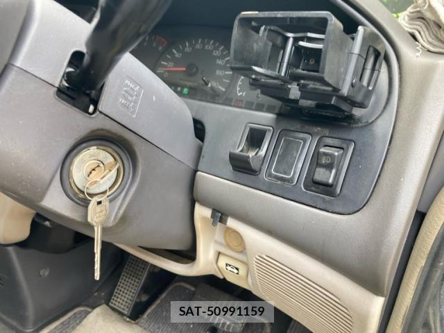 Mitsubishi DELICA 1994-12 8814089-16