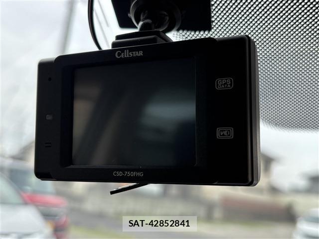 Mazda DEMIO 2012-11 8812137-12