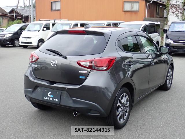 Mazda DEMIO 2017-09 8812515-13