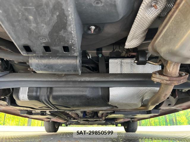 Mazda DEMIO 2017-01 8814252-18