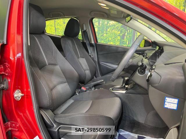 Mazda DEMIO 2017-01 8814252-7