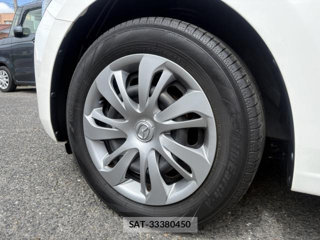 Mazda DEMIO 2017-06 8814381-14