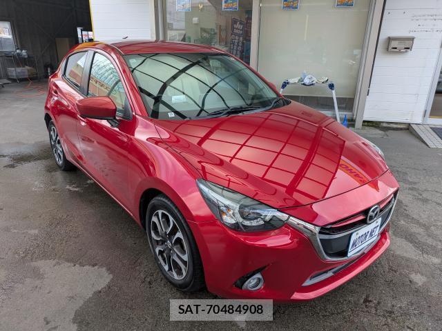 Mazda DEMIO 2014-11 8814927-9