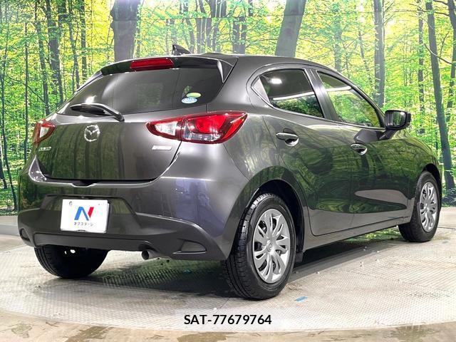 Mazda DEMIO 2016-12 8815037-15