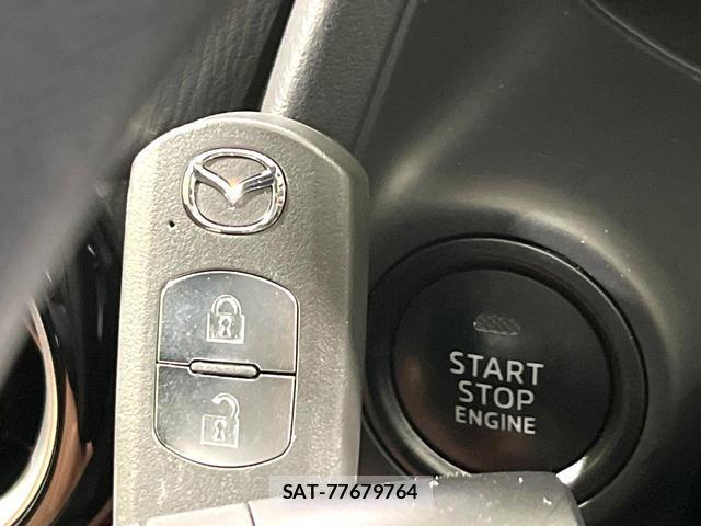Mazda DEMIO 2016-12 8815037-6