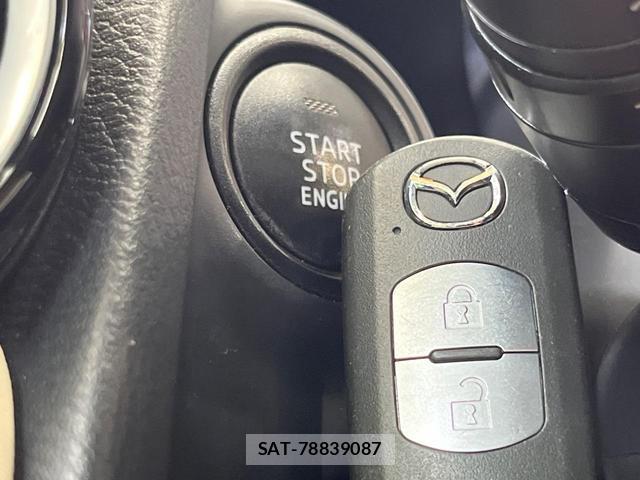 Mazda DEMIO 2015-06 8815090-4