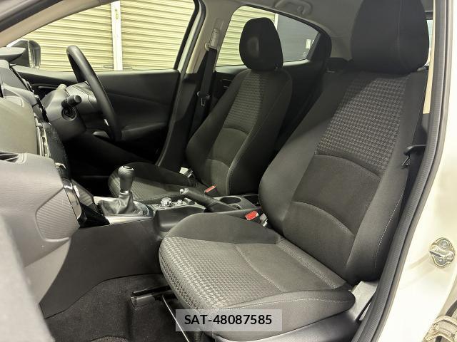 Mazda DEMIO 2017-03 8815847-12