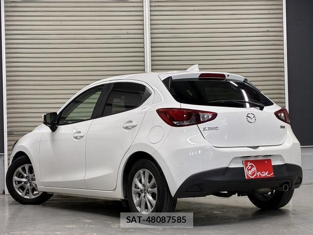 Mazda DEMIO 2017-03 8815847-4