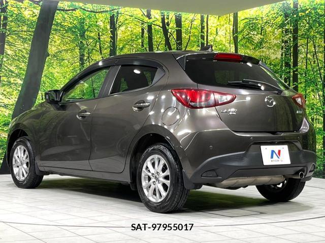 Mazda DEMIO 2016-08 8816418-17