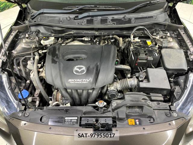 Mazda DEMIO 2016-08 8816418-18
