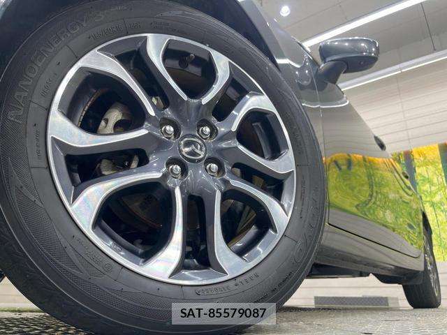 Mazda DEMIO 2017-12 8816478-12