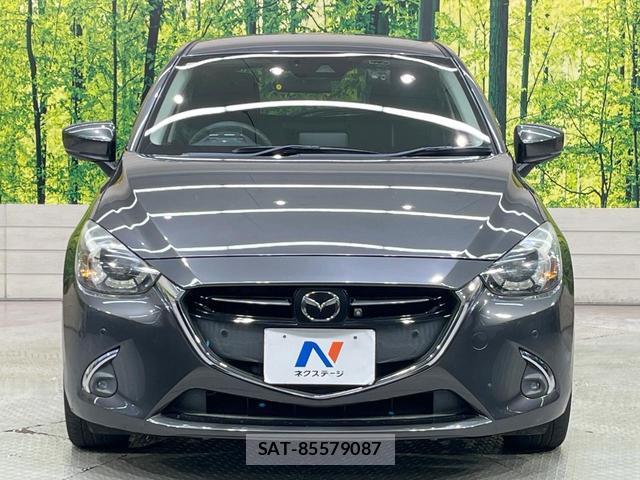 Mazda DEMIO 2017-12 8816478-13