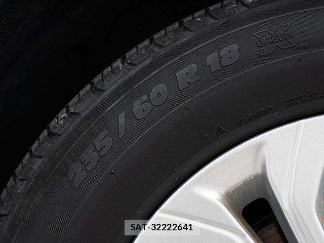 Land Rover DISCOVERY 2021-03 8812471-16