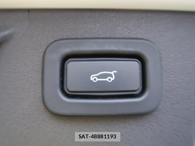 Land Rover DISCOVERY 2021-08 8813320-10