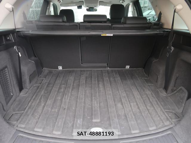 Land Rover DISCOVERY 2021-08 8813320-11