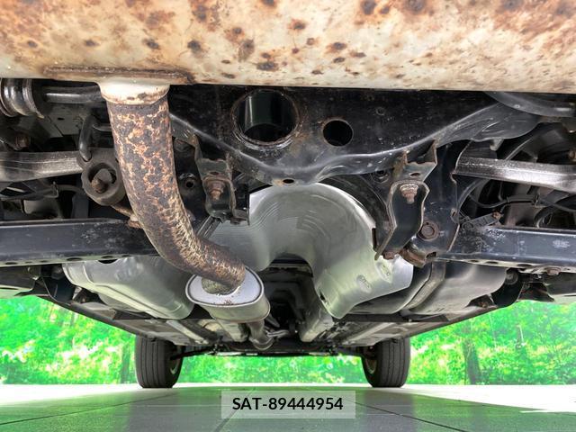 Nissan DUALIS 2011-09 8813005-18