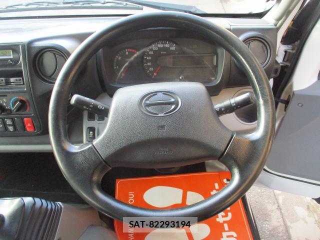 Hino DUTRO 2018 8812132-17