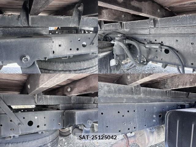 Hino DUTRO 2015-01 8812905-10