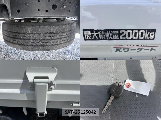 Hino DUTRO 2015-01 8812905-12
