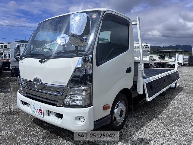 Hino DUTRO 2015-01 8812905-6