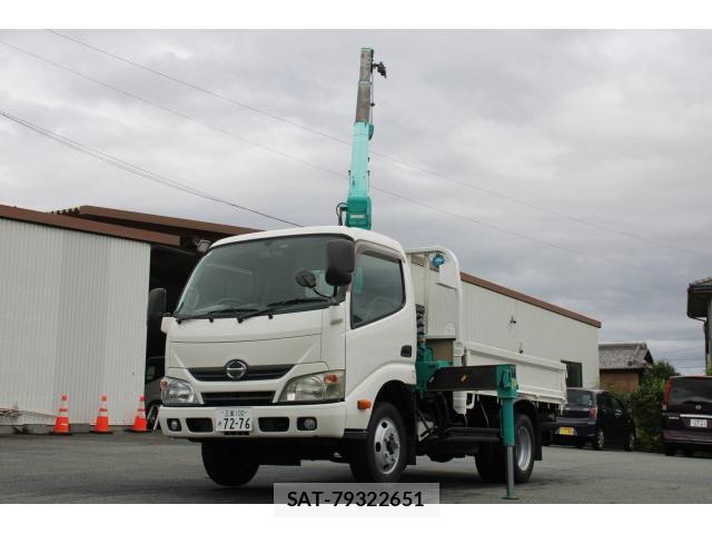 Hino DUTRO 2011-11 8814359-0