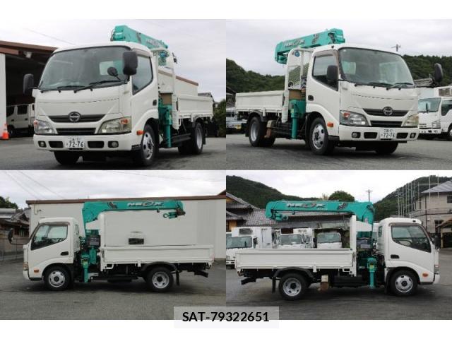 Hino DUTRO 2011-11 8814359-10