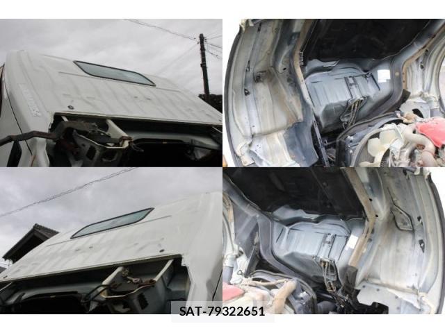 Hino DUTRO 2011-11 8814359-12
